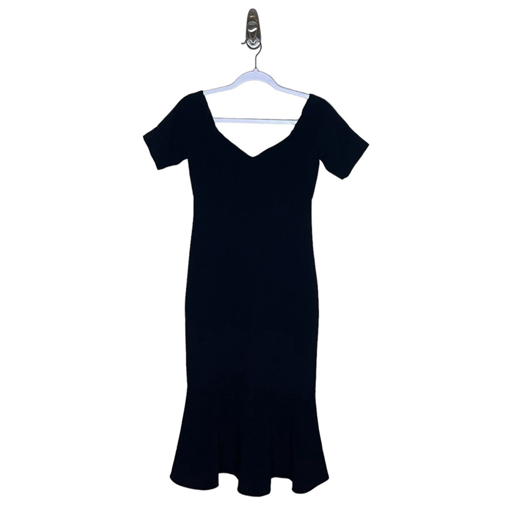 Cinq a Sept Black Sweetheart Neckline Trumpet Hem Form Fitting Midi Dress